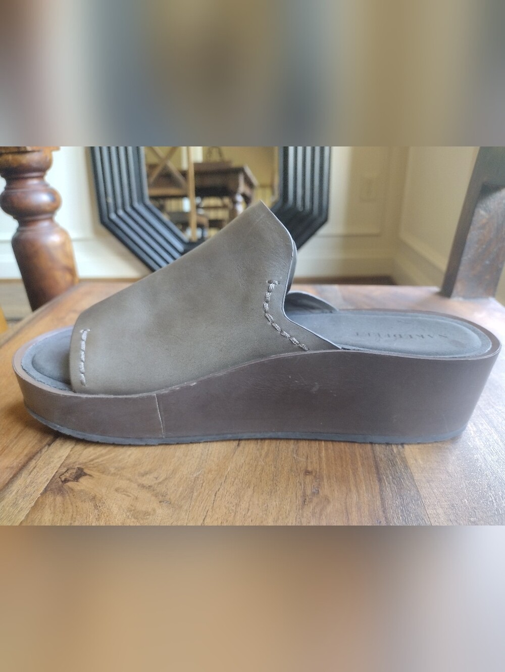 Naked Feet Olive/Brown Leather Reno Platform Sandals Size 8